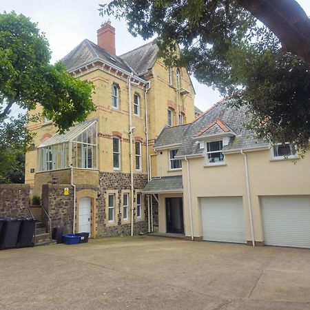 Exquisite 10 Bed Villa Hot Tub And Games Room バーンスタプル エクステリア 写真