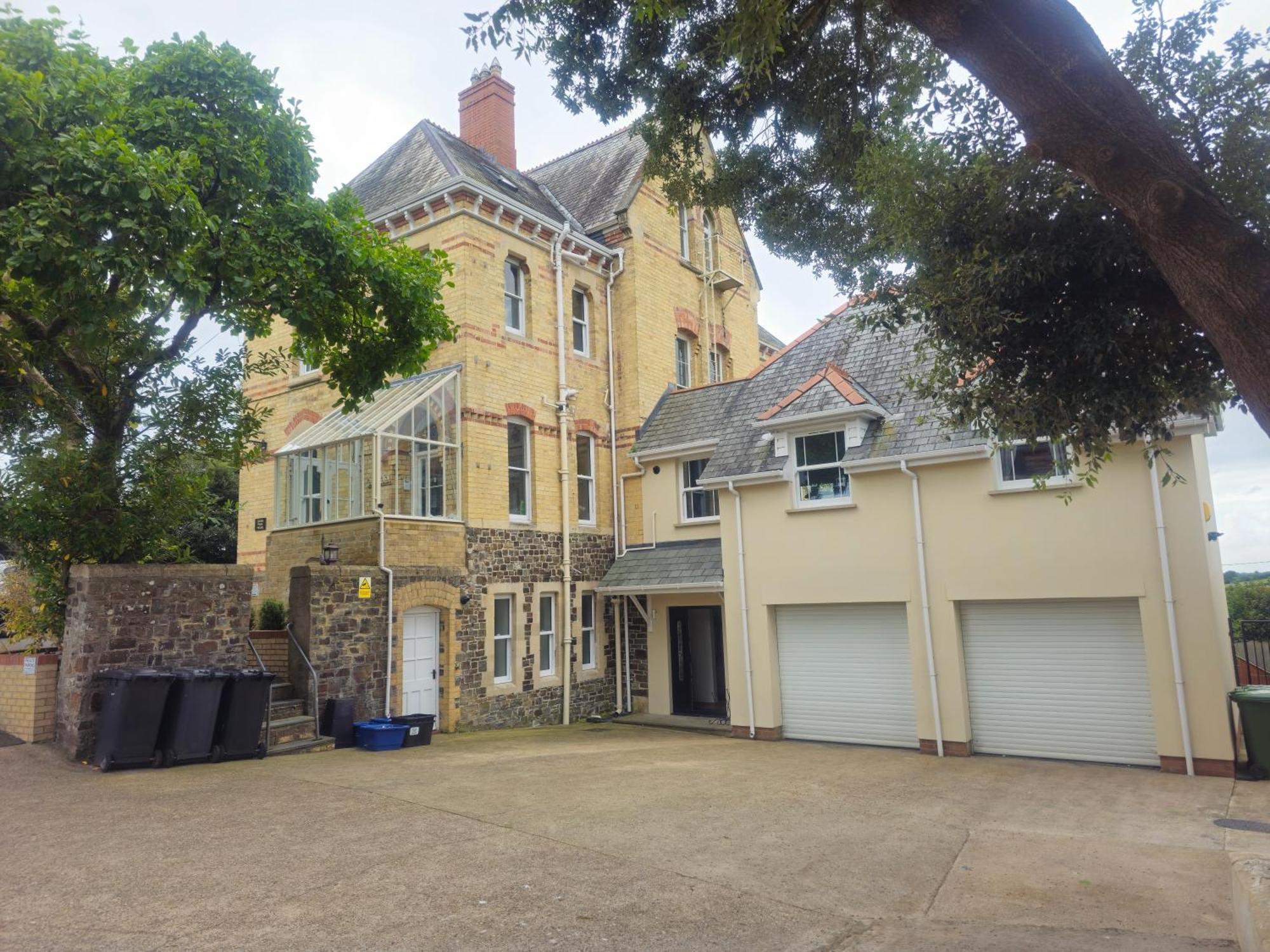 Exquisite 10 Bed Villa Hot Tub And Games Room バーンスタプル エクステリア 写真