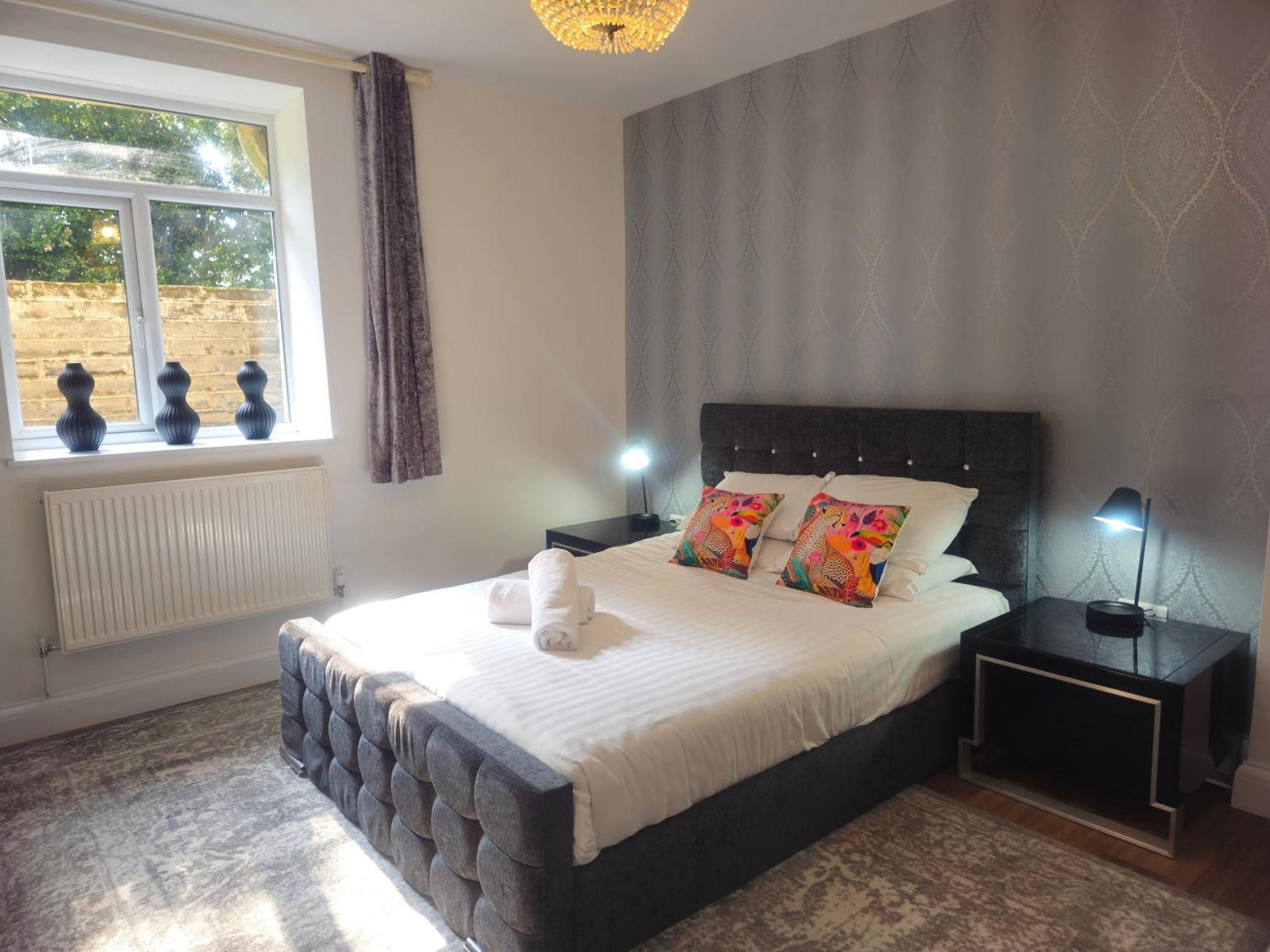Exquisite 10 Bed Villa Hot Tub And Games Room バーンスタプル エクステリア 写真