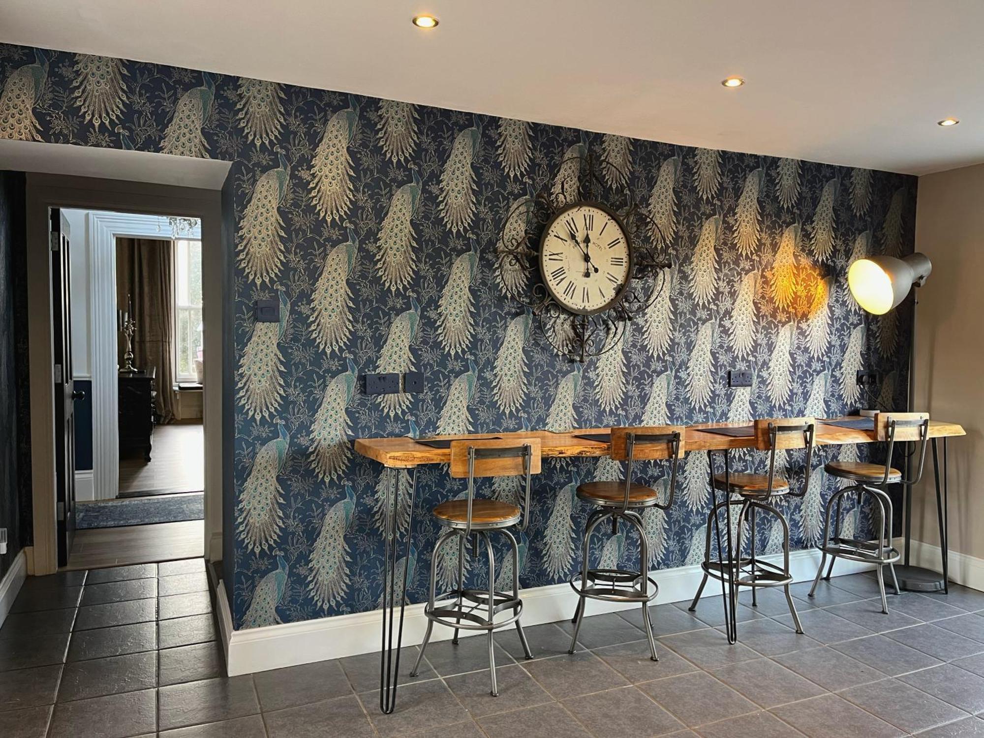 Exquisite 10 Bed Villa Hot Tub And Games Room バーンスタプル エクステリア 写真