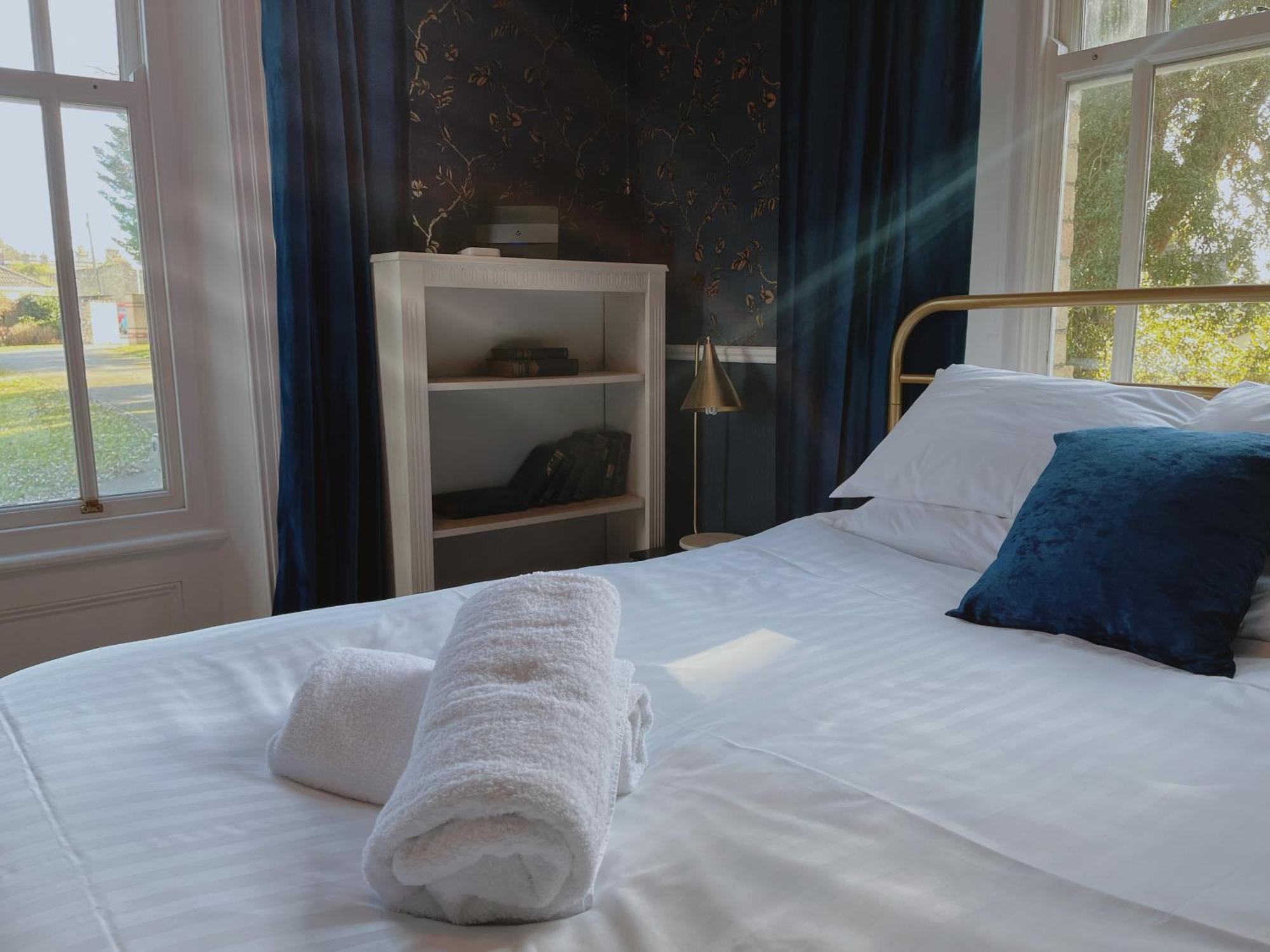 Exquisite 10 Bed Villa Hot Tub And Games Room バーンスタプル エクステリア 写真