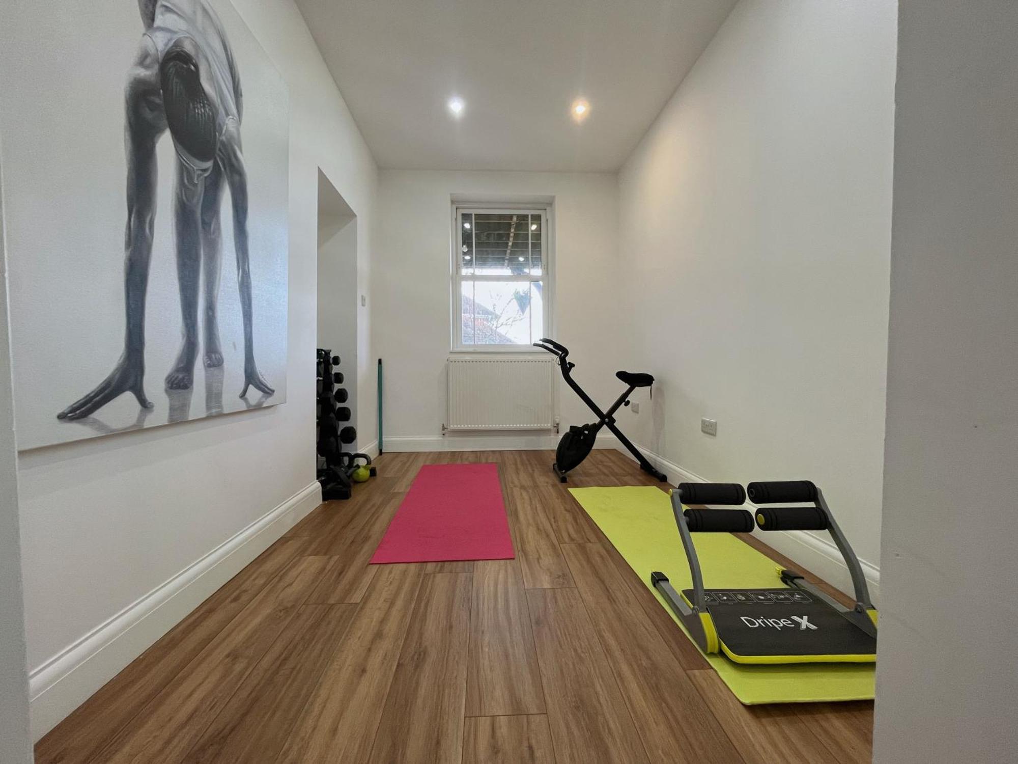 Exquisite 10 Bed Villa Hot Tub And Games Room バーンスタプル エクステリア 写真