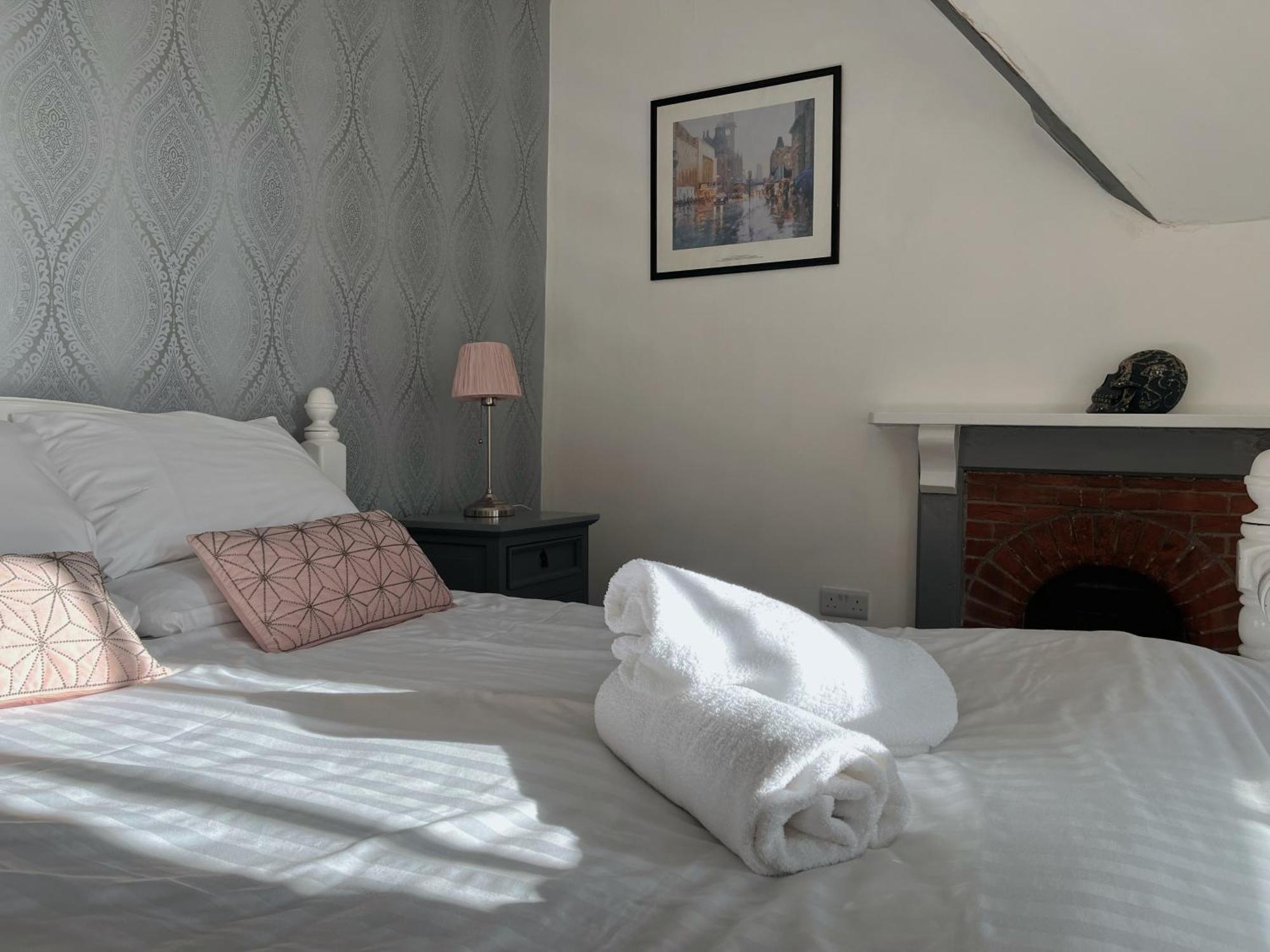 Exquisite 10 Bed Villa Hot Tub And Games Room バーンスタプル エクステリア 写真